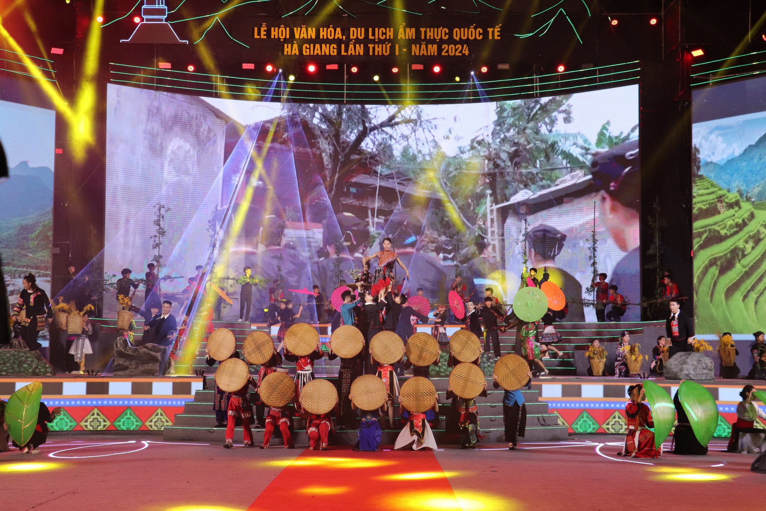 Lễ hội Văn hóa, du lịch và ẩm thực quốc tế lần đầu tiên được tổ chức tại Hà Giang