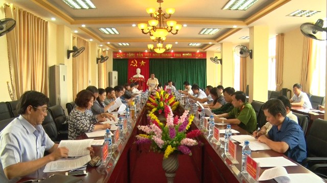 Đoàn công tác của BTV Tỉnh ủy làm việc tại Quang Bình